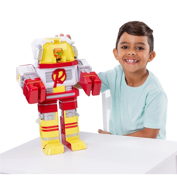 Ryan's World Mega Mecha Titan Robot - Picture 2 of 6